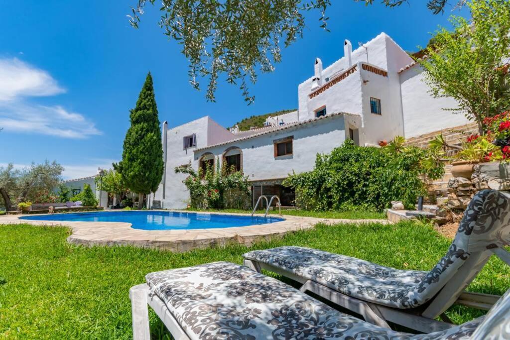 Casa Rosa, con encanto y piscinas privadas Frigiliana Exterior foto